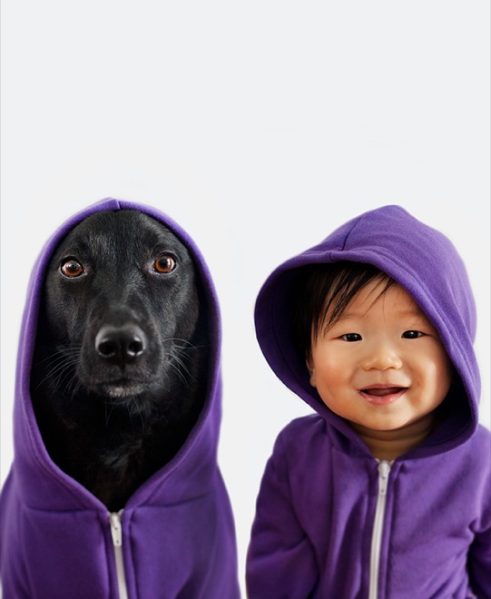 мальчик и собака спортсмены