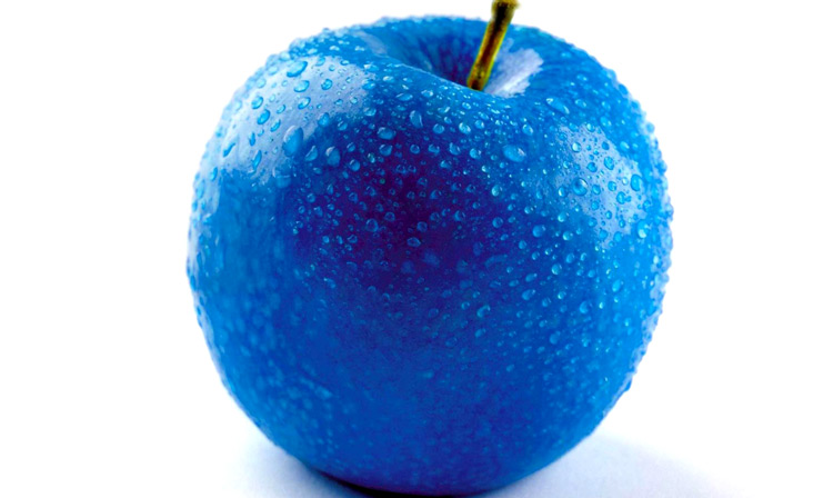 синее яблоко